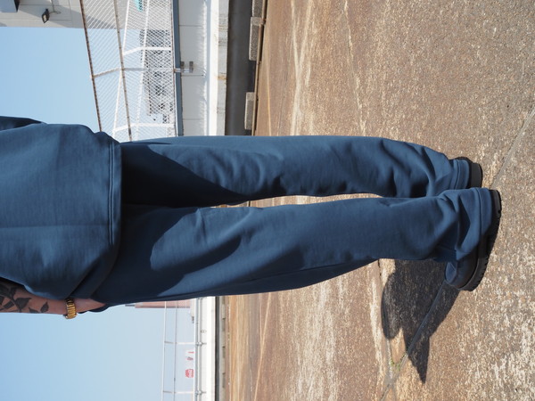 検討させていただきますCOOTIE　「Inlay Sweat 1 Tuck Easy Pants1